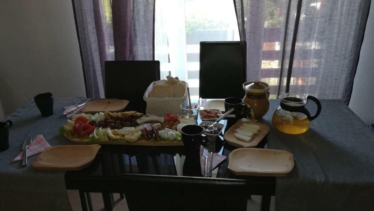 Casa Relax Hotel Văleni Екстериор снимка