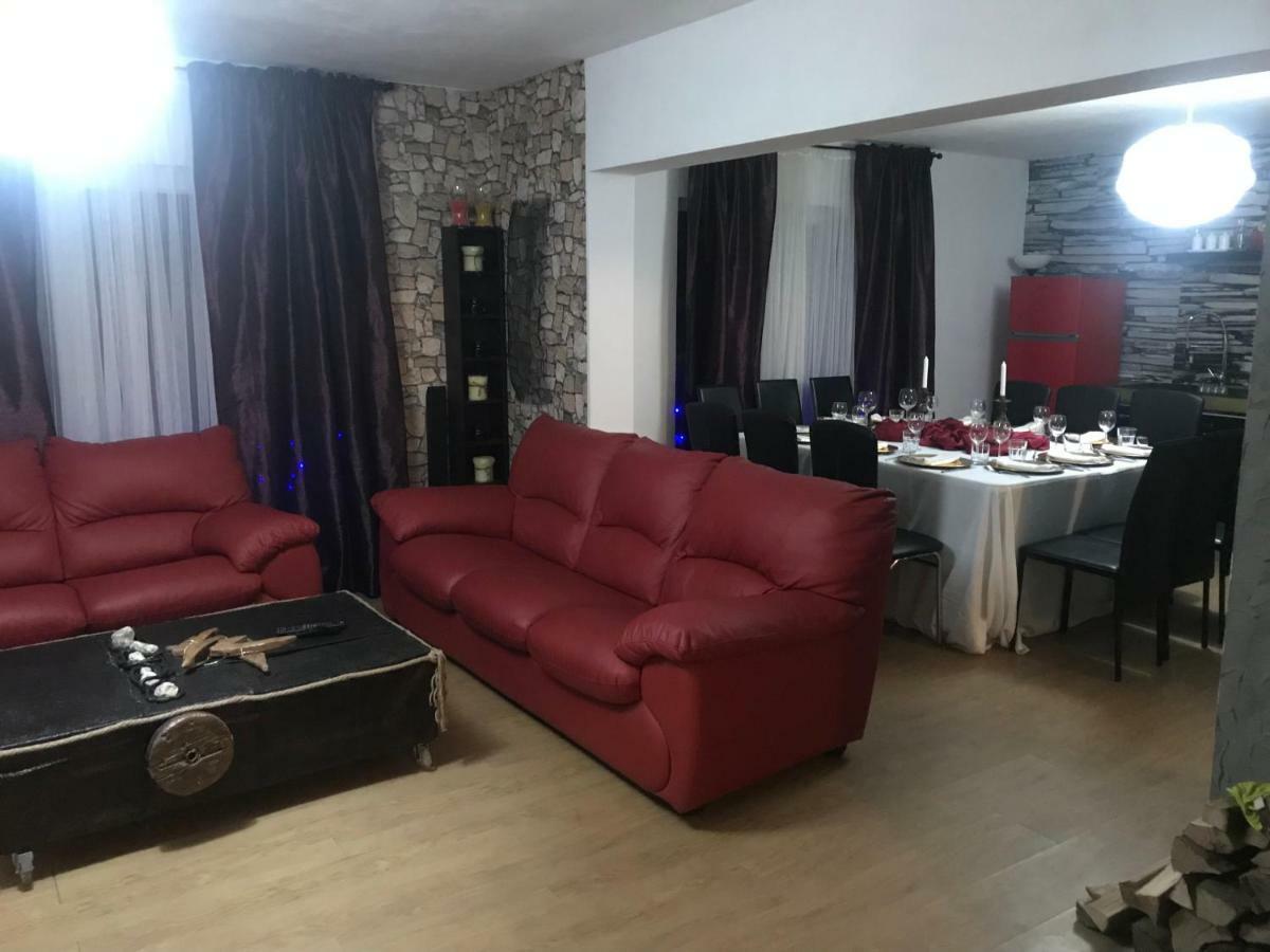 Casa Relax Hotel Văleni Екстериор снимка