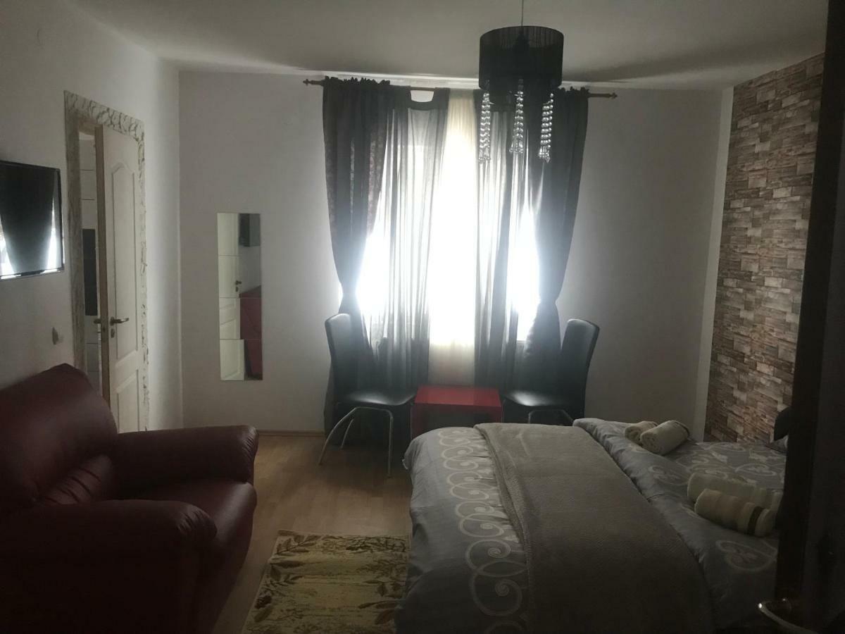 Casa Relax Hotel Văleni Екстериор снимка